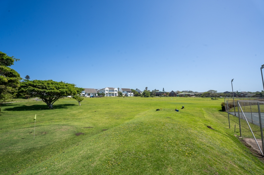 0 Bedroom Property for Sale in Cove Rock Eastern Cape